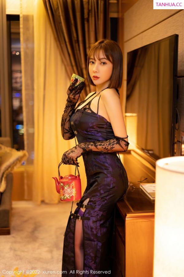 闫雪松 松果儿 [XiuRen]高清写真图 2022.01.05 No.4422 果儿Victoria第10张图片